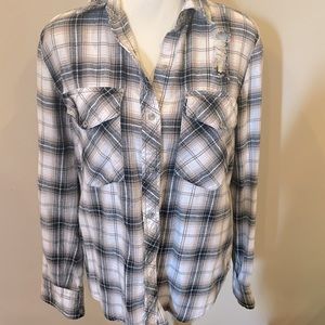 Forever 21 Women’s Distressed Plaid Flannel Shirt